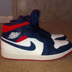 Jordan 1 Mid SE USA 10.5